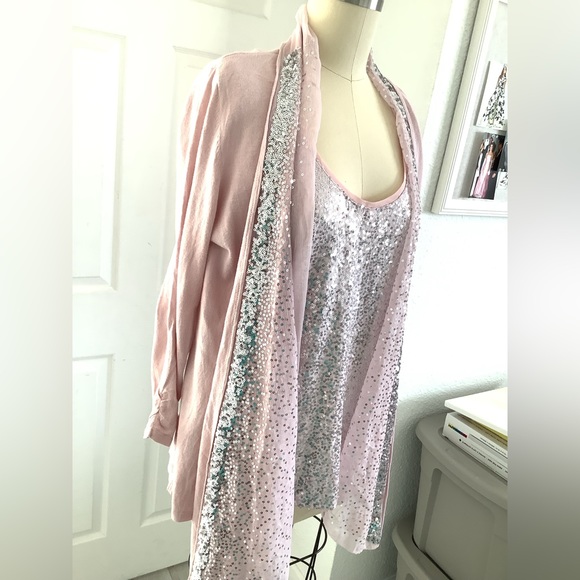 White House Black market 2 ps sweater set . - Picture 3 of 16